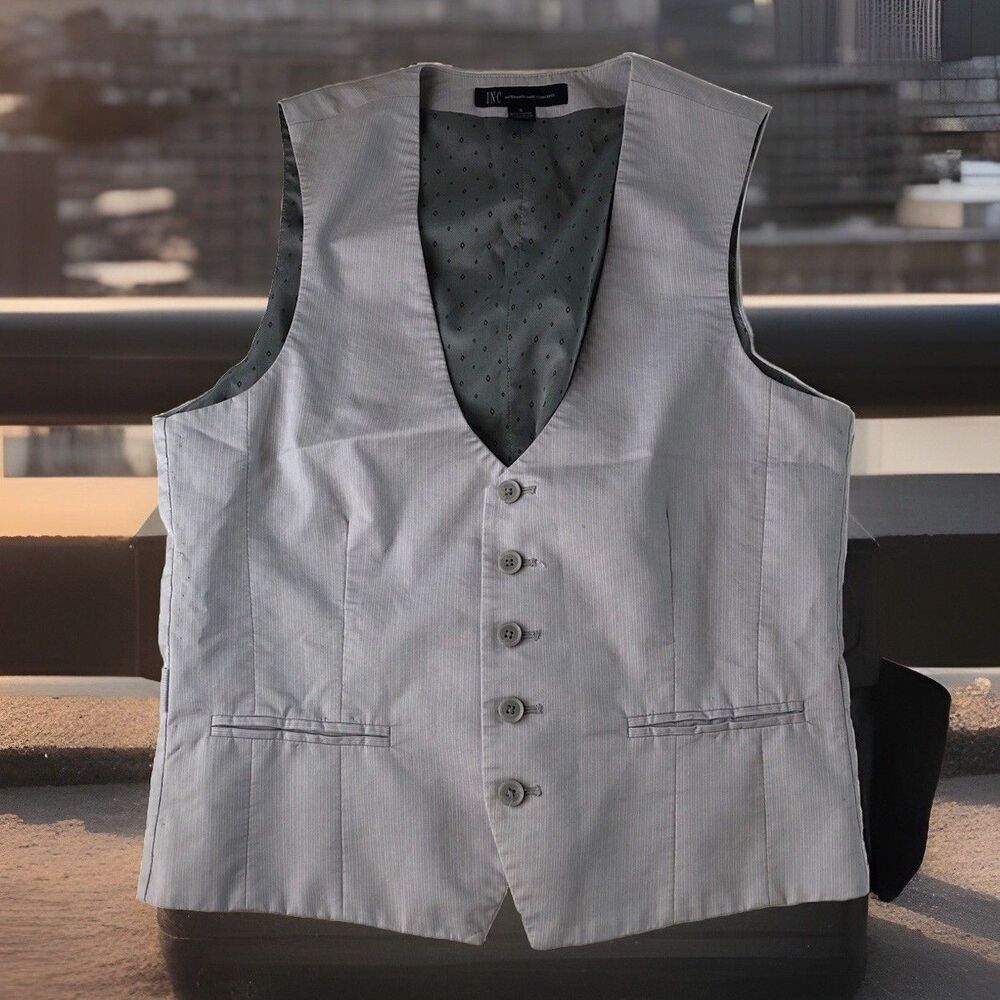 INC International Concepts Women’s Vest Gray  Button Down Front Tag Size Small